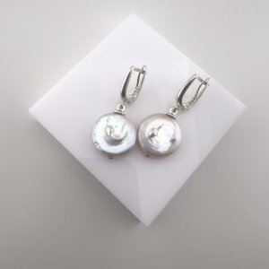 Сребърни обеци с кръгли барокови перли 3